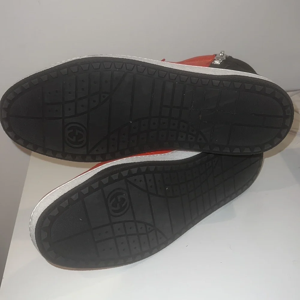 Gucci sneakers